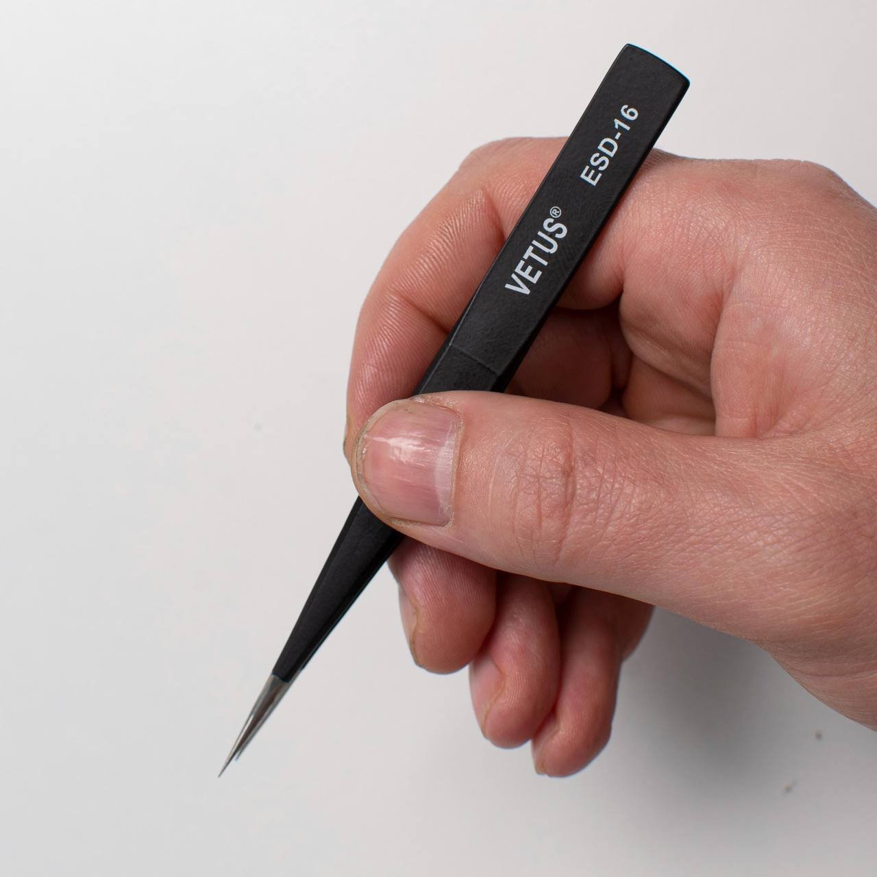 Vetus ESD-16 Anti-Static Tweezers Vetus ESD-16 Anti-Static Tweezers